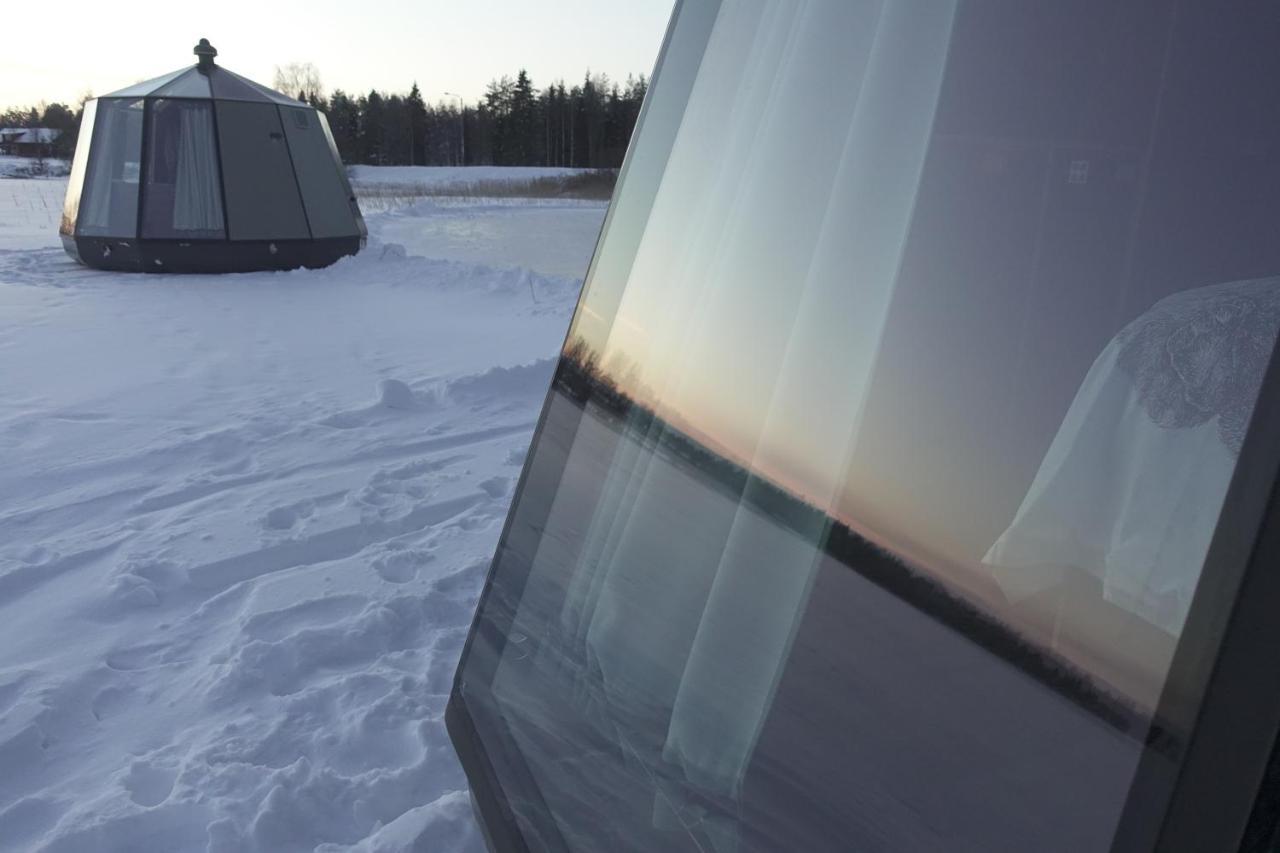 Vikajaervi Lake View Experience Igloos Rovaniemi Exterior photo