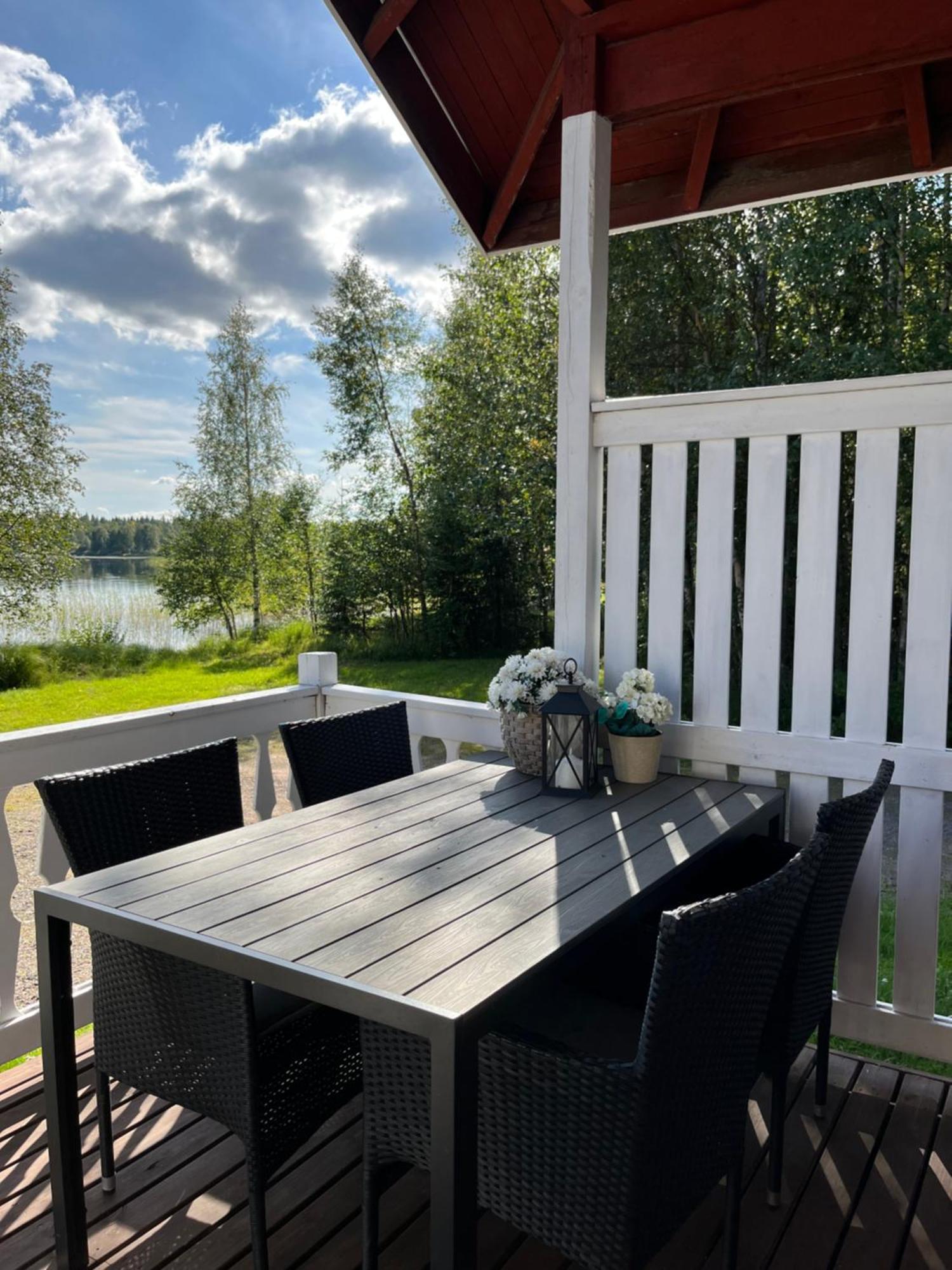 Vikajaervi Lake View Experience Igloos Rovaniemi Exterior photo